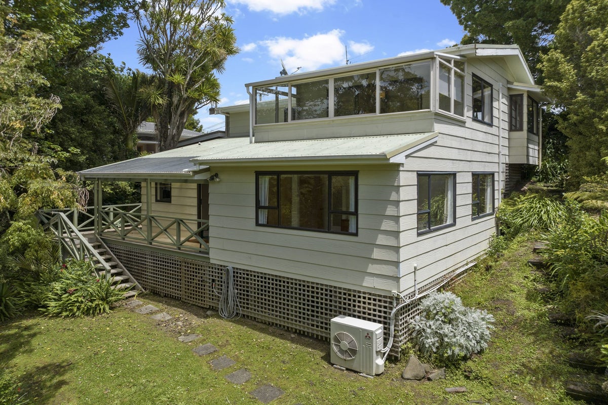 602 Blockhouse Bay Road, Blockhouse Bay, Auckland - Carousel 2