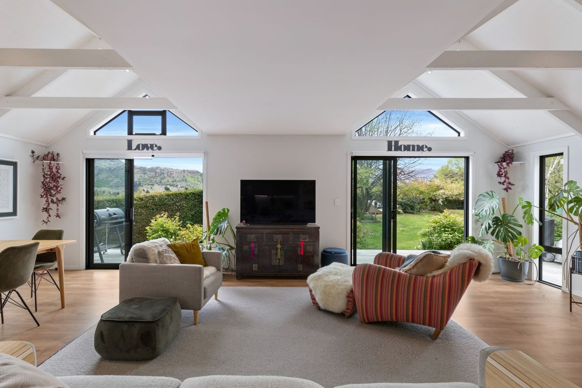 1217 Gibbston Highway, Arrow Junction, Queenstown - Carousel 2