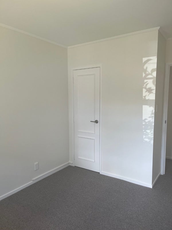2/32 Wairiki Road, Mount Eden, Auckland - Carousel 16