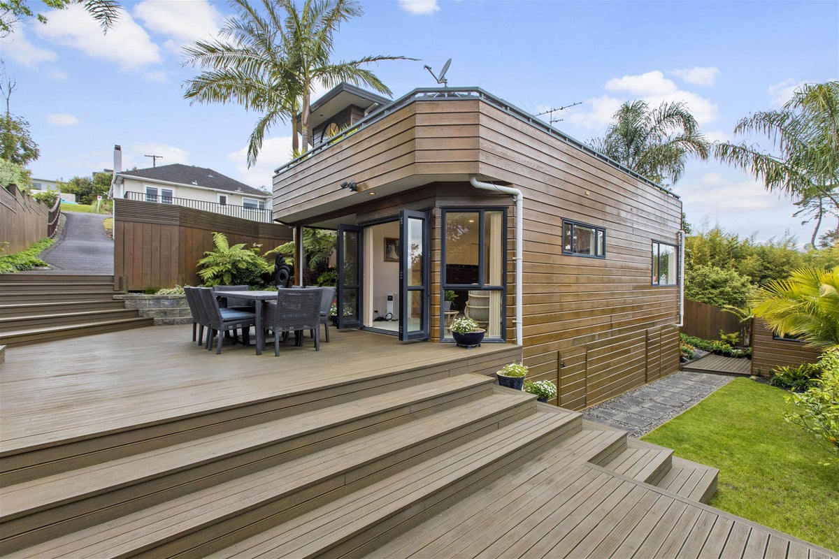 2/40 Carlisle Road, Browns Bay, Auckland - Carousel 2