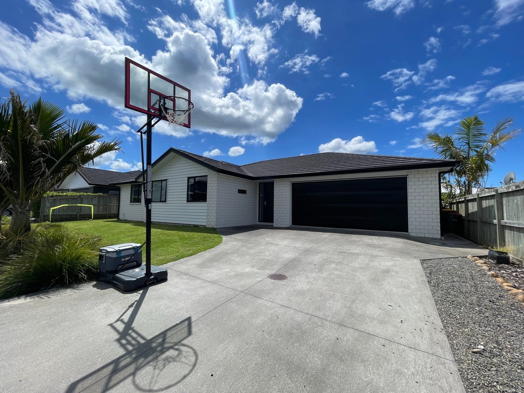10 Trevally Place, Snells Beach, Snells Beach - Carousel 1