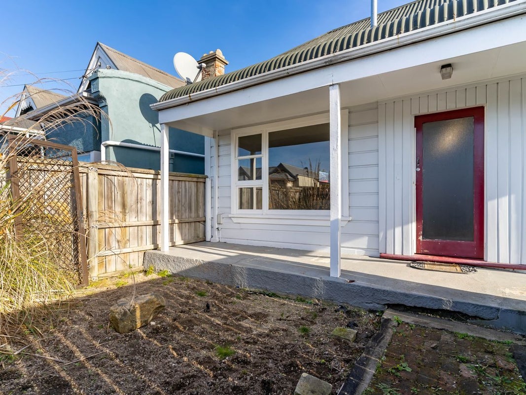 68 Loyalty Street, Forbury, Dunedin - Carousel 2