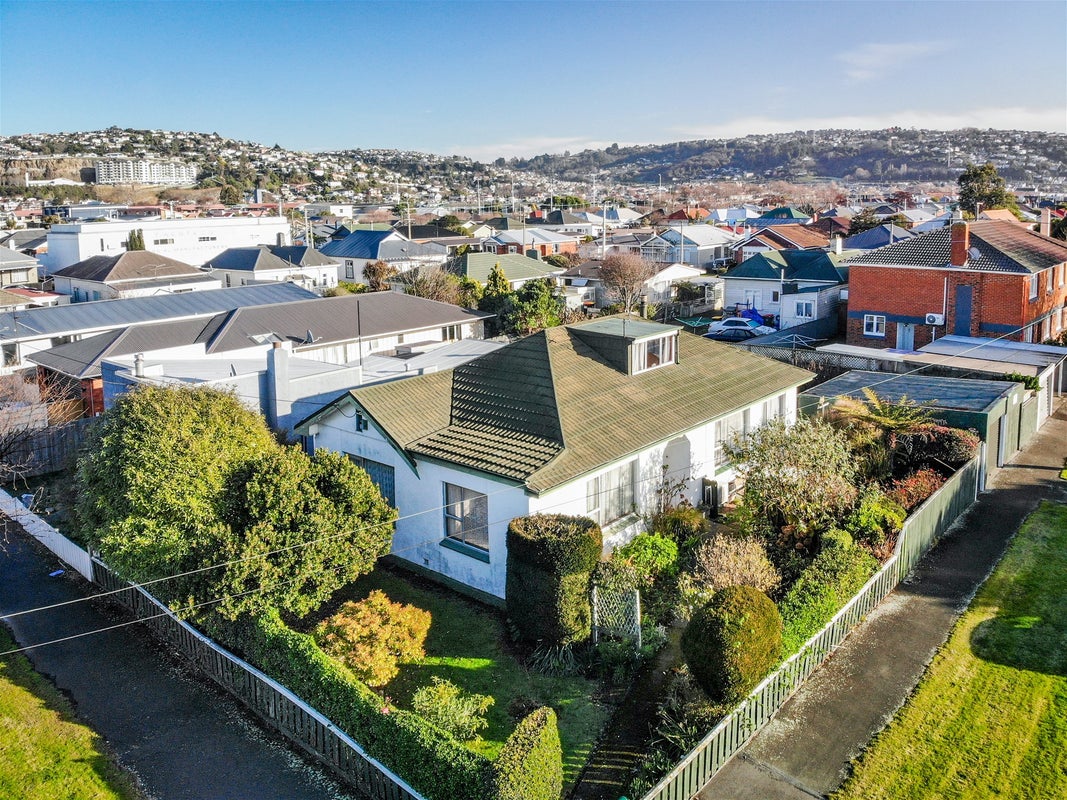 56 Young Street, Saint Kilda, Dunedin - Carousel 1