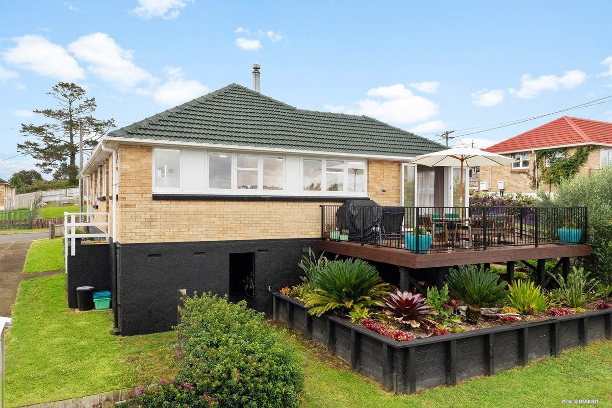 14 Emere Place, Meremere - Carousel 1