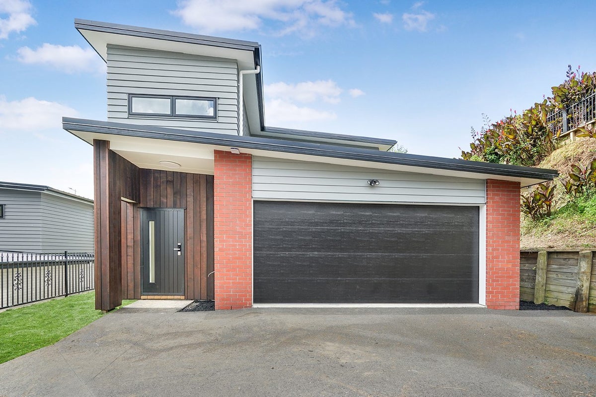 11 Oku Close, Hillcrest, Hamilton - Carousel 1