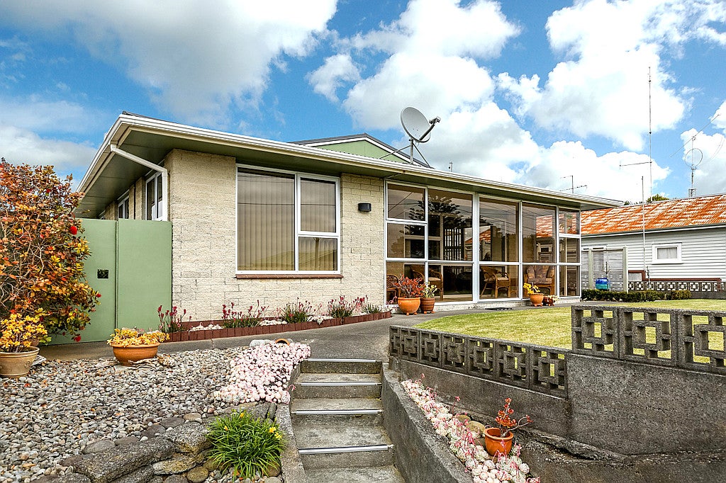 19 Roy Terrace, Moturoa, New Plymouth - Carousel 20