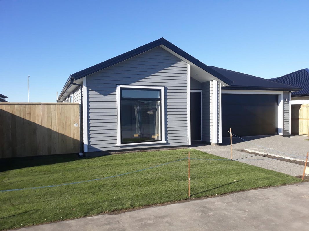 20 Romney Drive, Belfast, Christchurch - Carousel 1