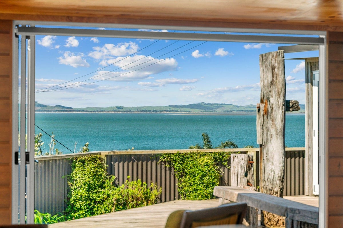 8 Signal Station Road, Pouto, Te Kopuru - Carousel 1