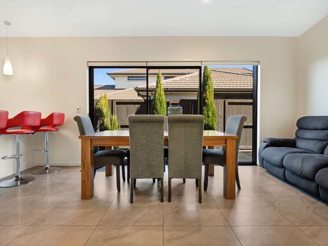 37 Lulu Avenue, Chartwell, Hamilton - Carousel 1
