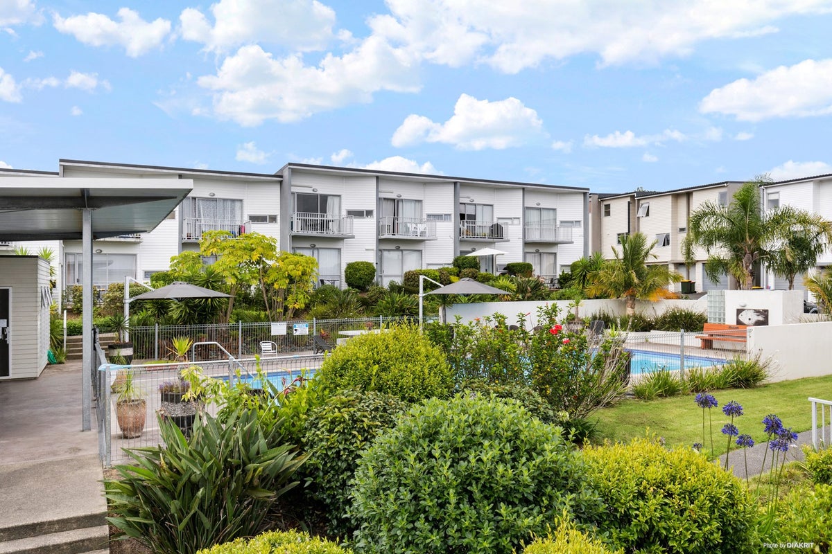 7/7 Kelvin Hart Drive, East Tamaki, Auckland - Carousel 2