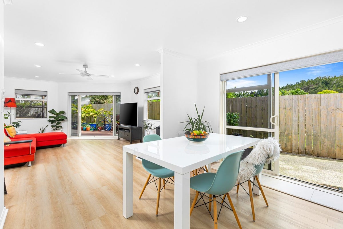 26A Forest Glen, Orewa, Orewa - Carousel 2