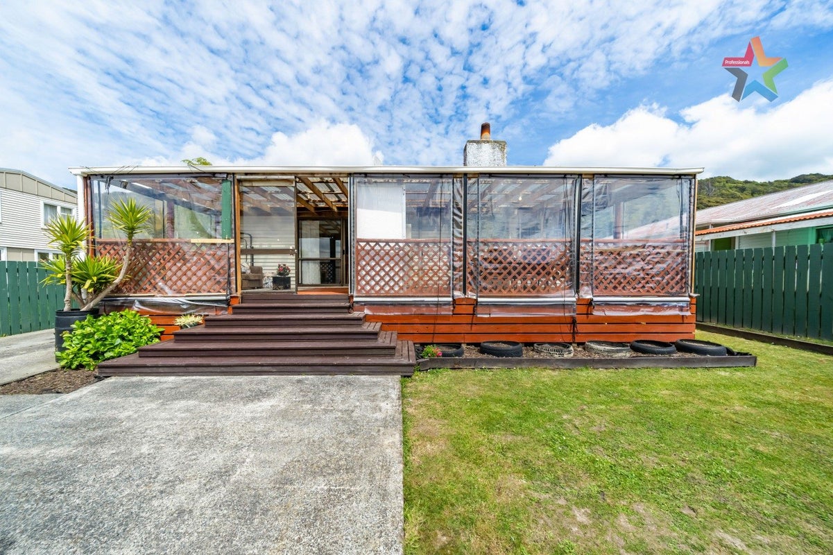 24 Karaka Street, Wainuiomata, Lower Hutt - Carousel 2
