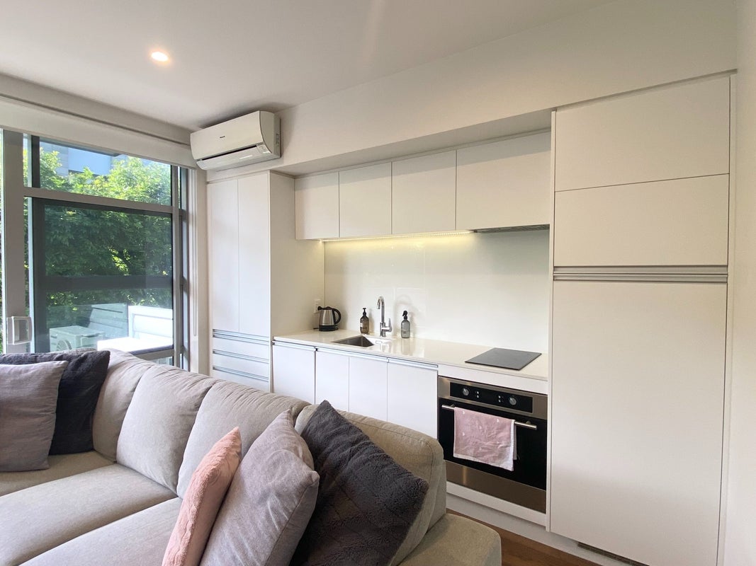 375 Murphys Road, Flat Bush, Auckland - Carousel 2