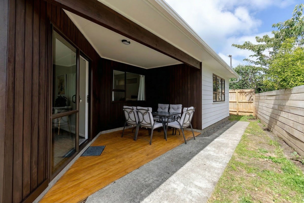 27A Tui Road, Raumati Beach, Paraparaumu - Carousel 2