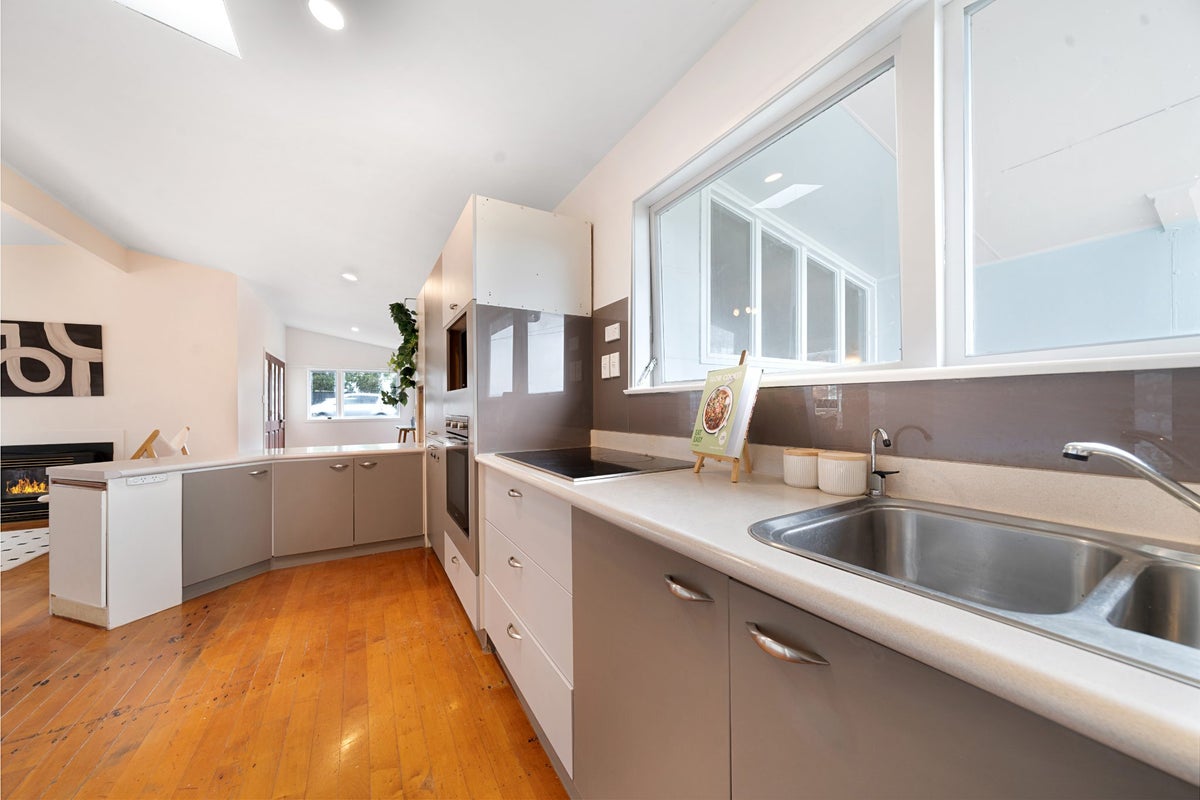 174 Don Buck Road, Massey, Auckland - Carousel 2