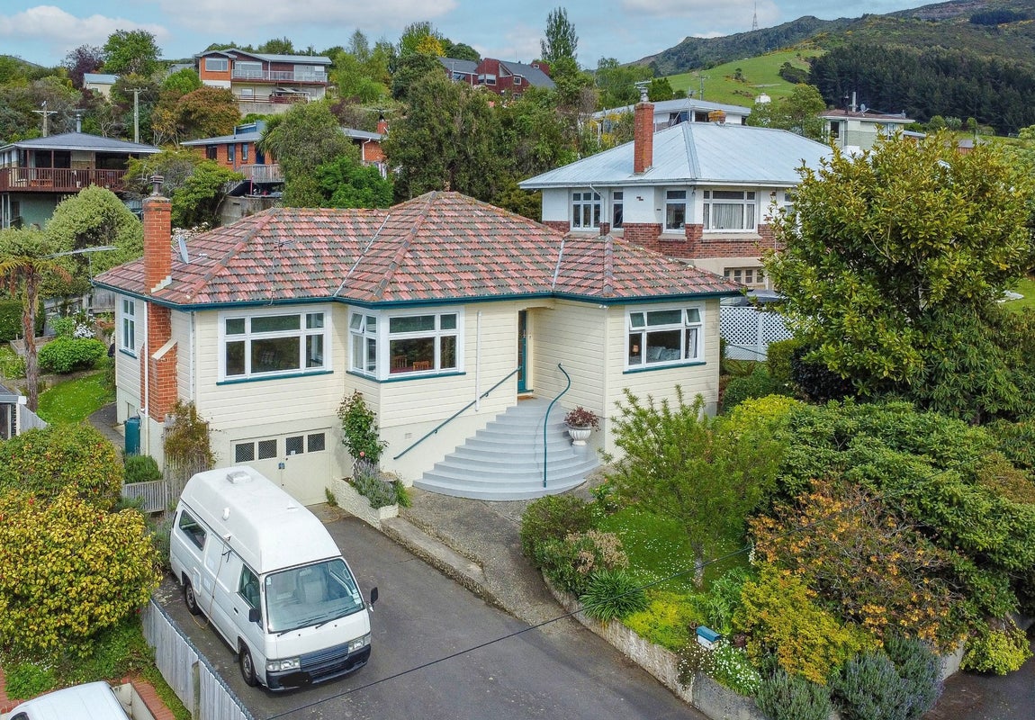 31 Hall Road, Sawyers Bay, Dunedin, Otago - Carousel 1