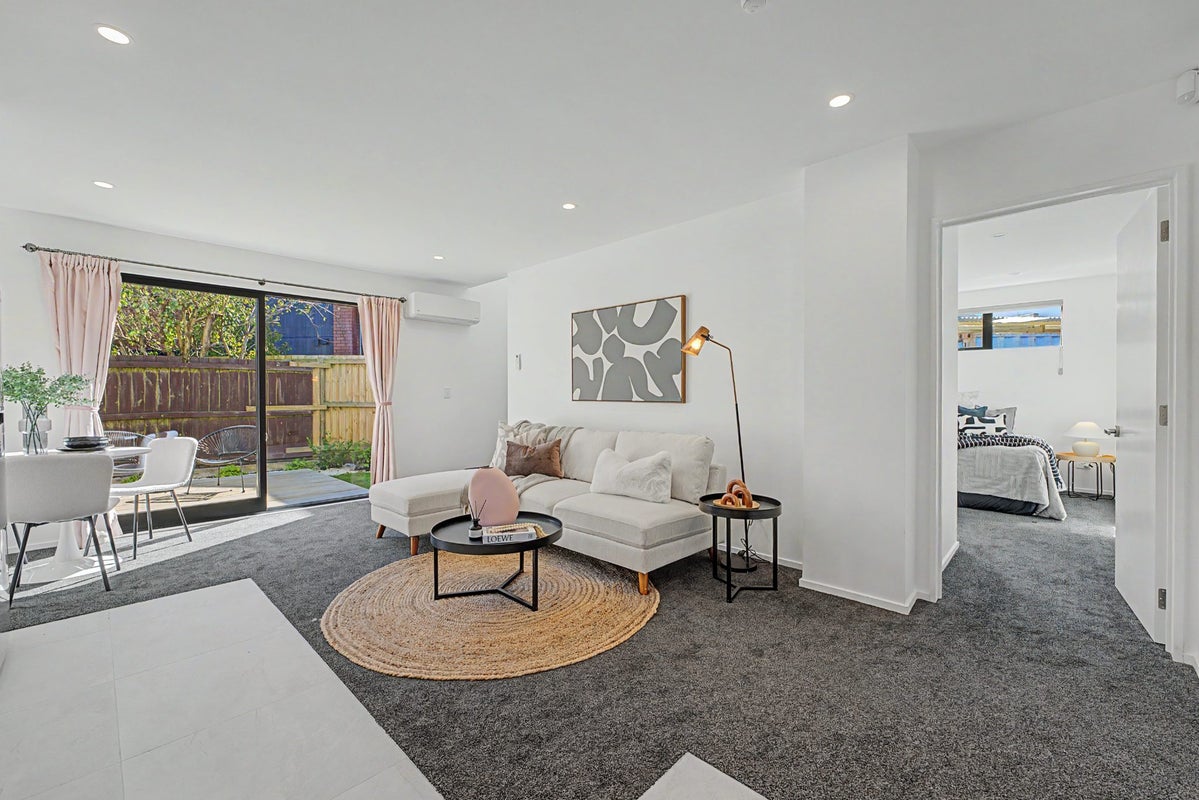 4/21 Spencer Street, Addington, Christchurch - Carousel 2