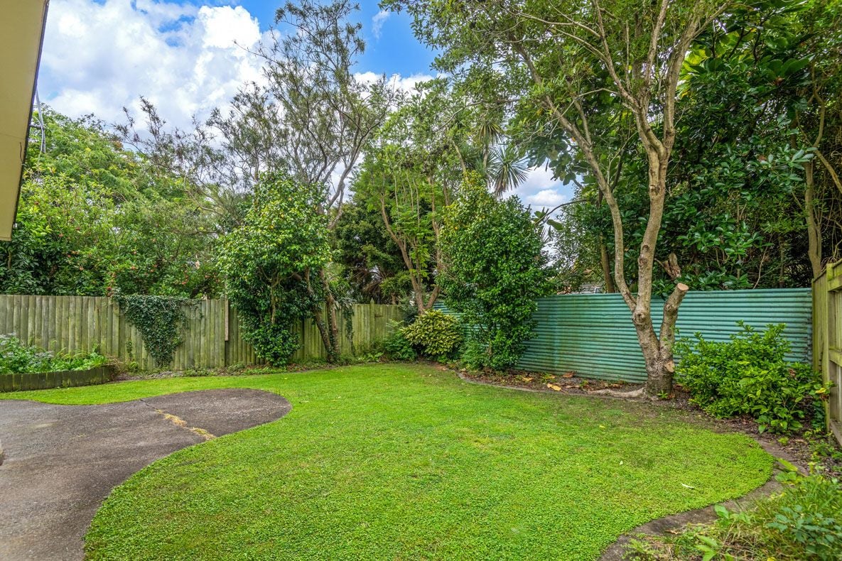 6B Nathan Place, West End, Palmerston North - Carousel 13