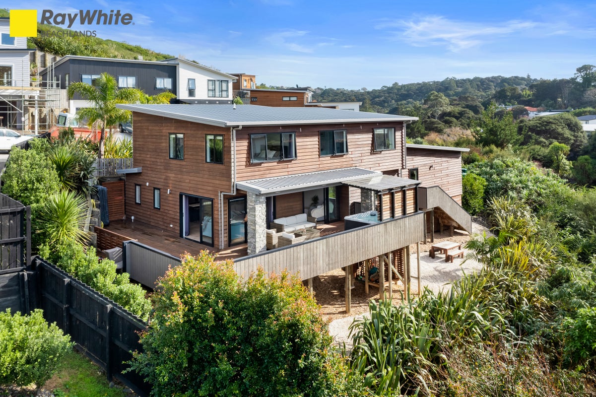 33 Pinebrook Lane, Maraetai, Auckland - Carousel 1