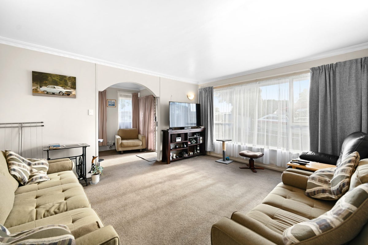 26 Forsyth Street, St Andrews, Hamilton - Carousel 2