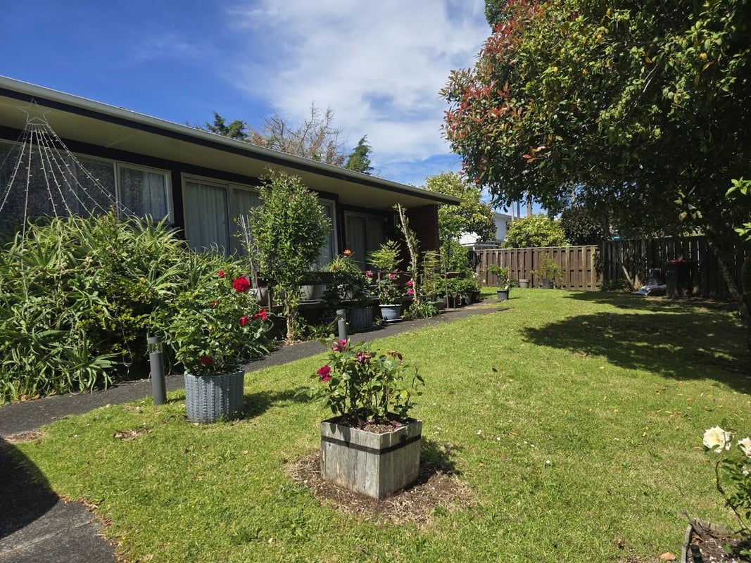 1 Archdall Street, Meadowbank, Auckland - Carousel 1