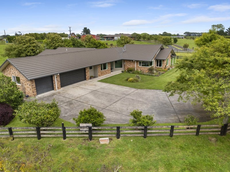 271 Richmond Road, Lepperton, New Plymouth - Carousel 2