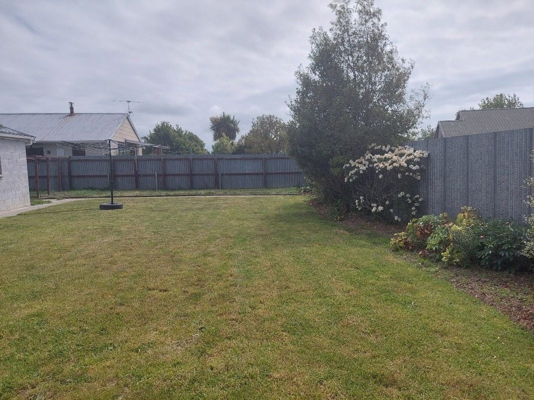 61 Market Street, Leeston, Leeston - Carousel 11