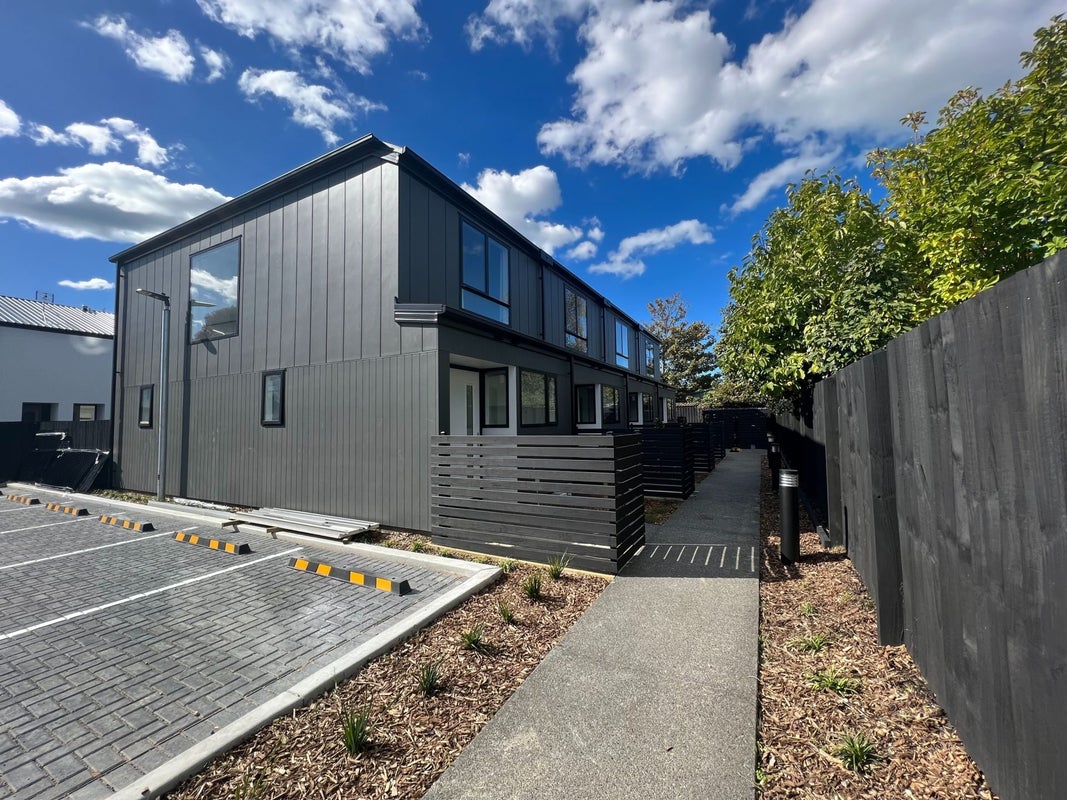 62B Cleveland Street, Edgeware, Christchurch - Carousel 18