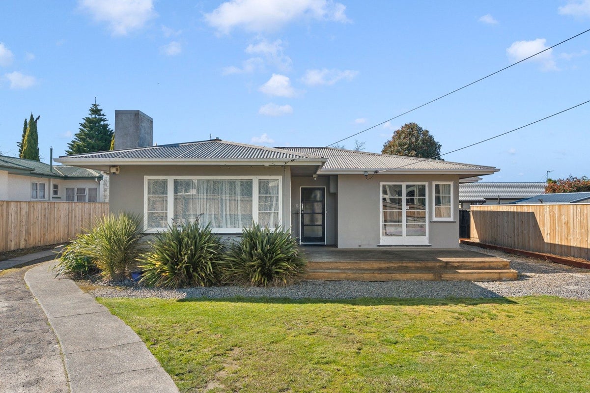24 King Edward Street, Lansdowne, Masterton - Carousel 22