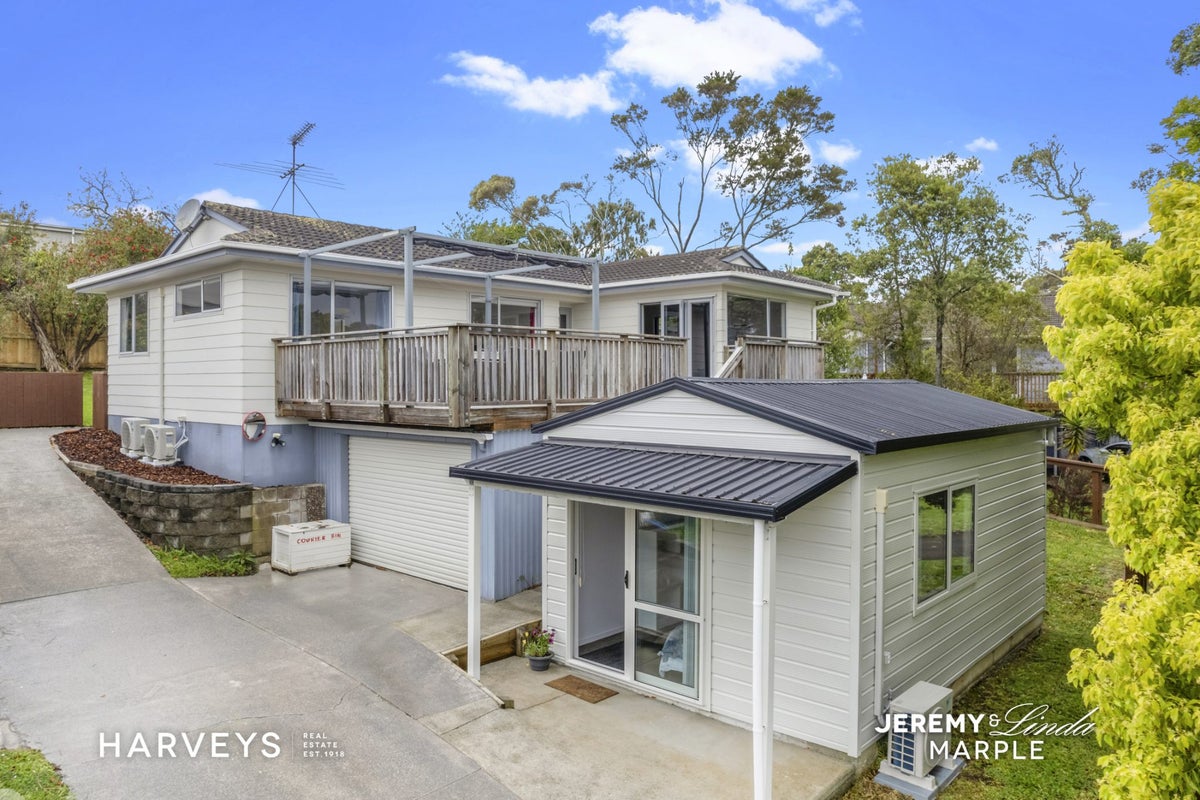 12 Pimento Place, New Lynn, Auckland - Carousel 1