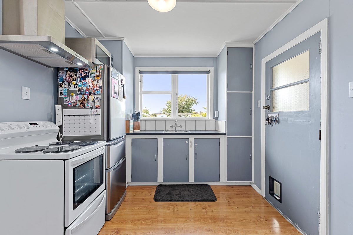 5 Gill Crescent, Redwoodtown, Blenheim - Carousel 2