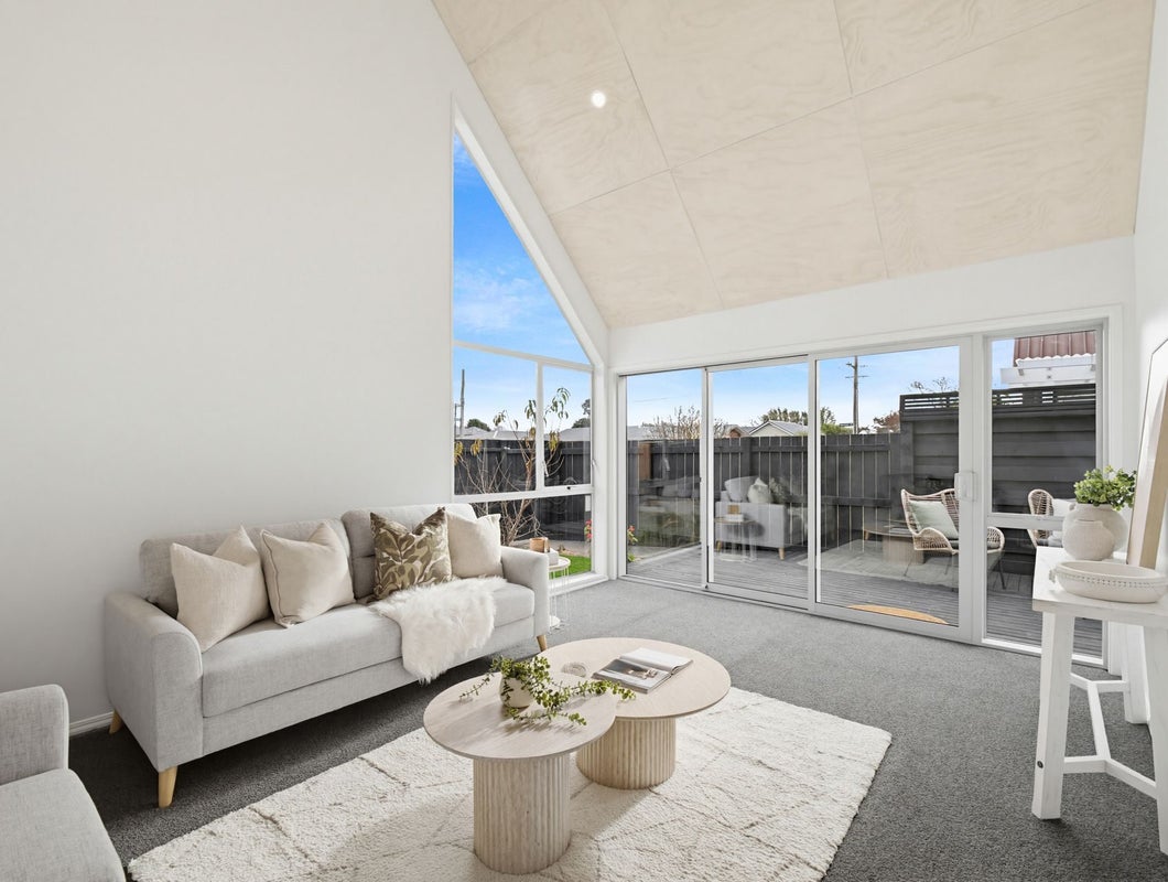2/46 Delaware Crescent, Russley, Christchurch - Carousel 2