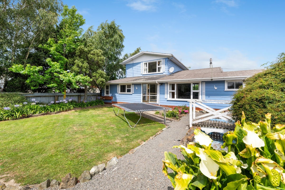 2 REDWOOD STREET, Seddon, BLENHEIM - Carousel 2