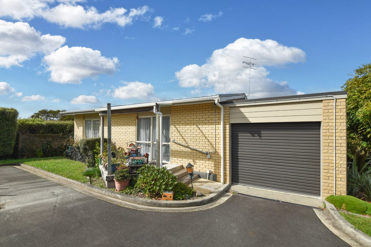 16 Western Road, Ngongotaha, Rotorua - Carousel 1