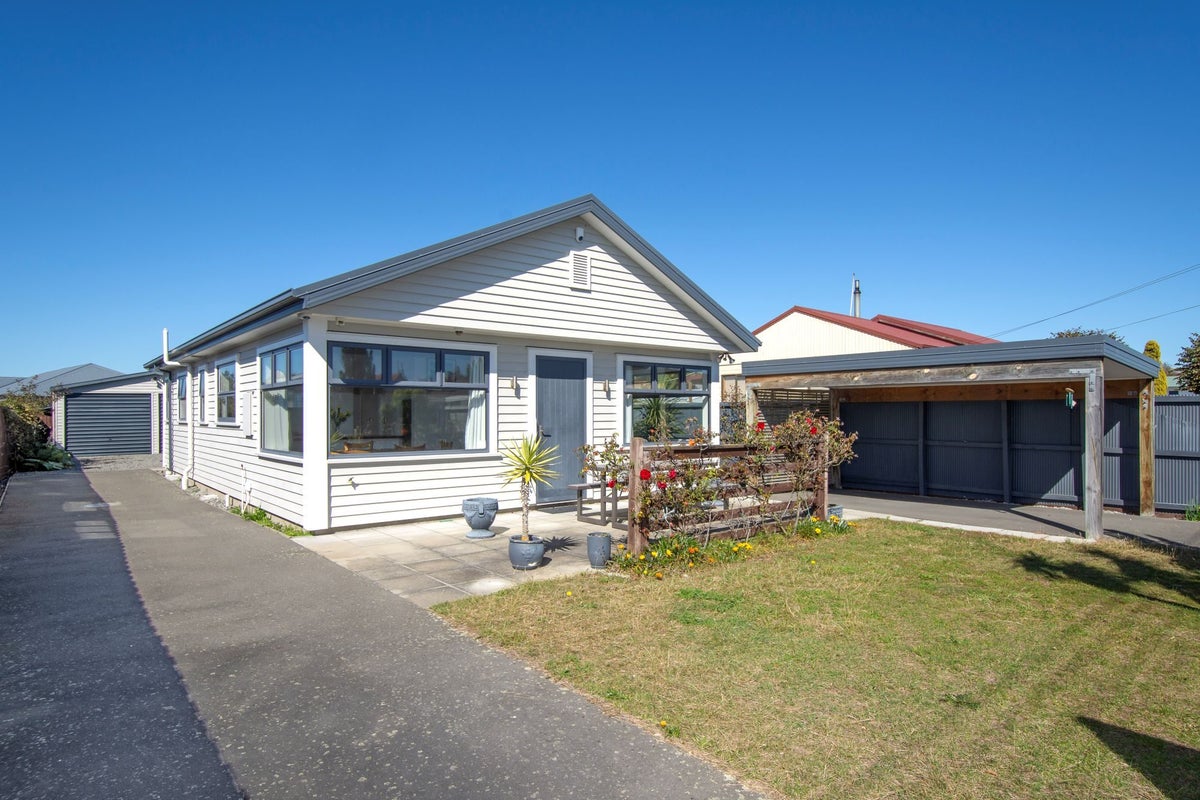 131 Tedder Avenue, North New Brighton, Christchurch - Carousel 1