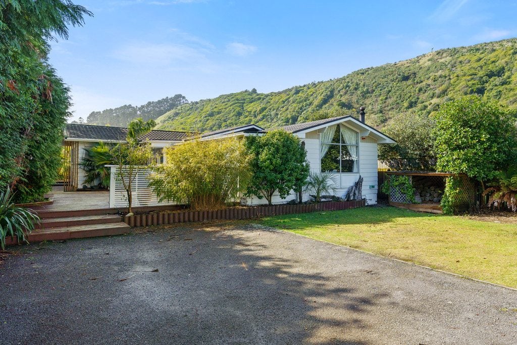 103 Leinster Avenue, Raumati South, Paraparaumu - Carousel 1