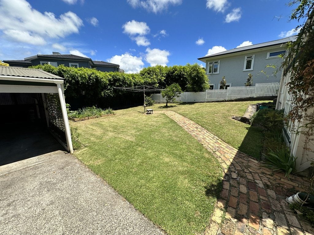 31 Watling Street, Mount Eden, Auckland - Carousel 20