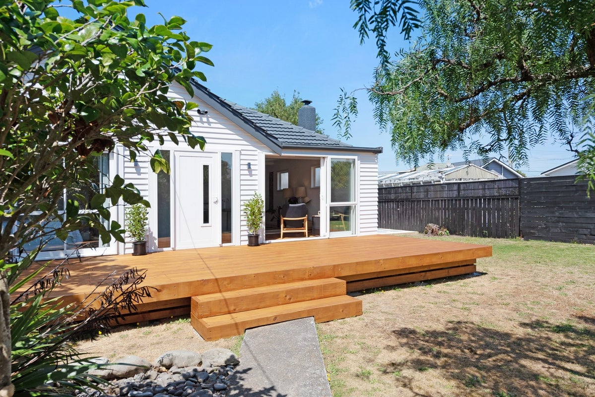 42 Chelsea Street, Miramar, Wellington - Carousel 2