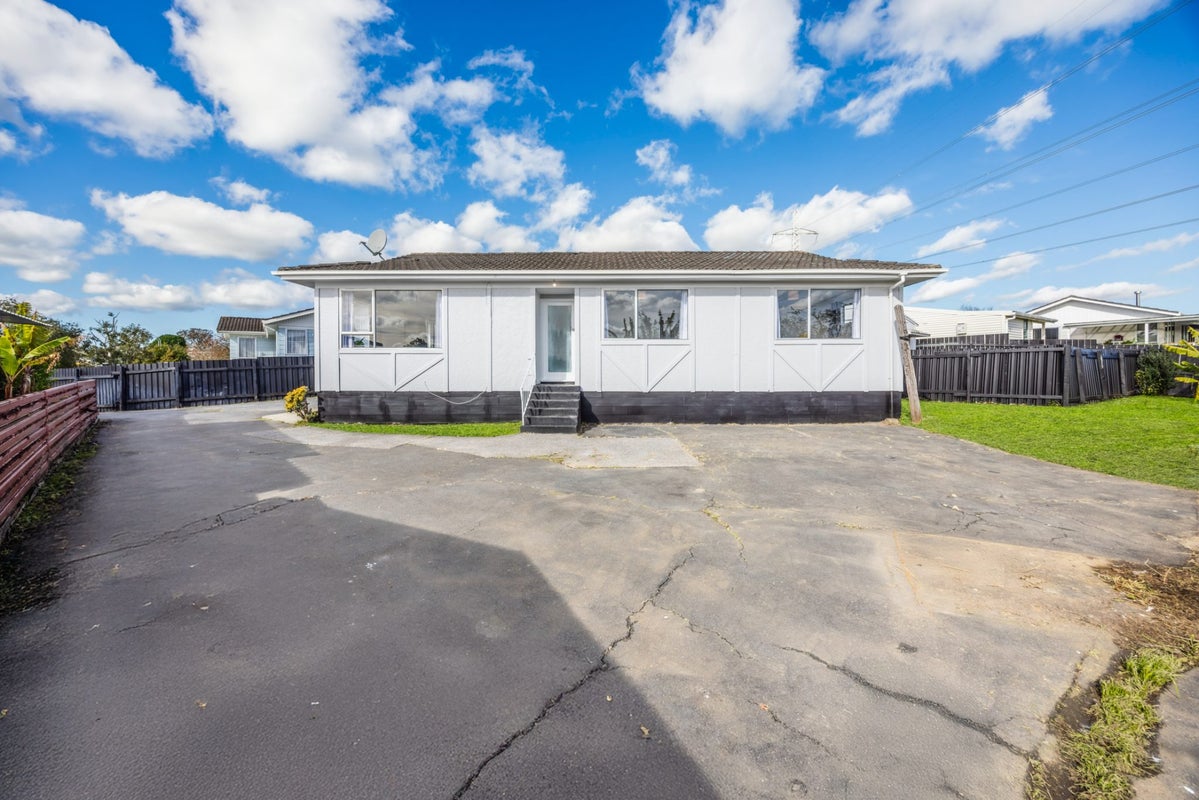 36 Flinders Place, Otara, Auckland - Carousel 2