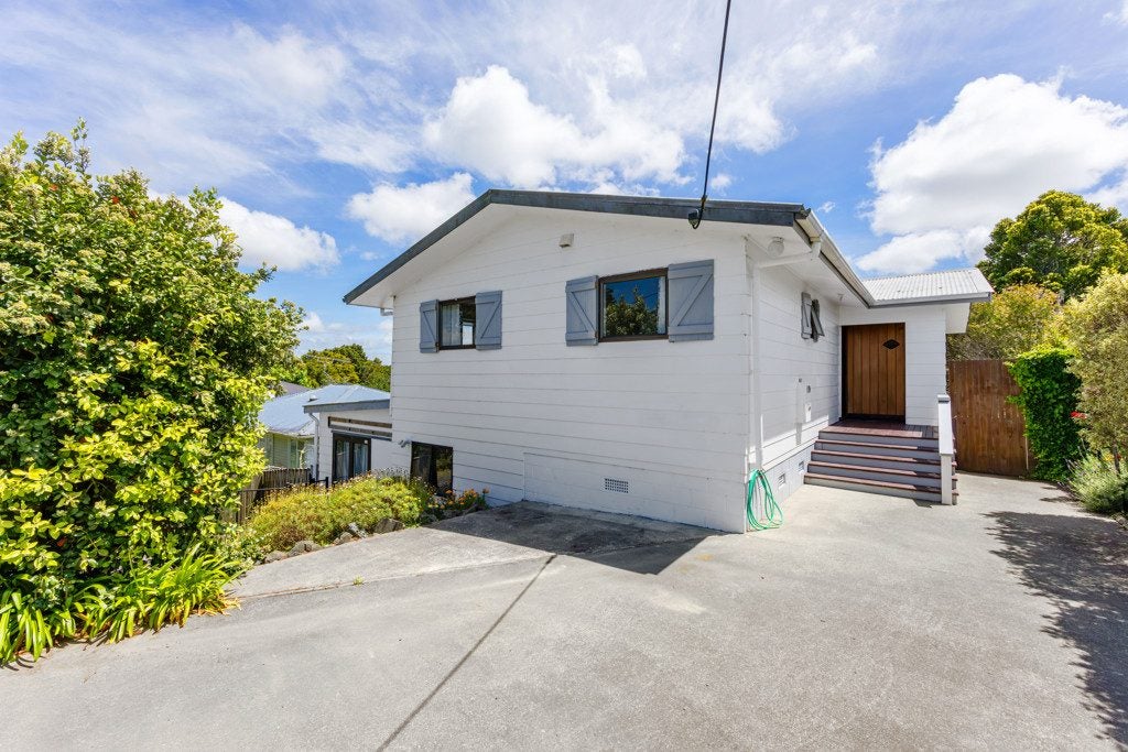 106 Port Albert Road, Wellsford, Wellsford - Carousel 1