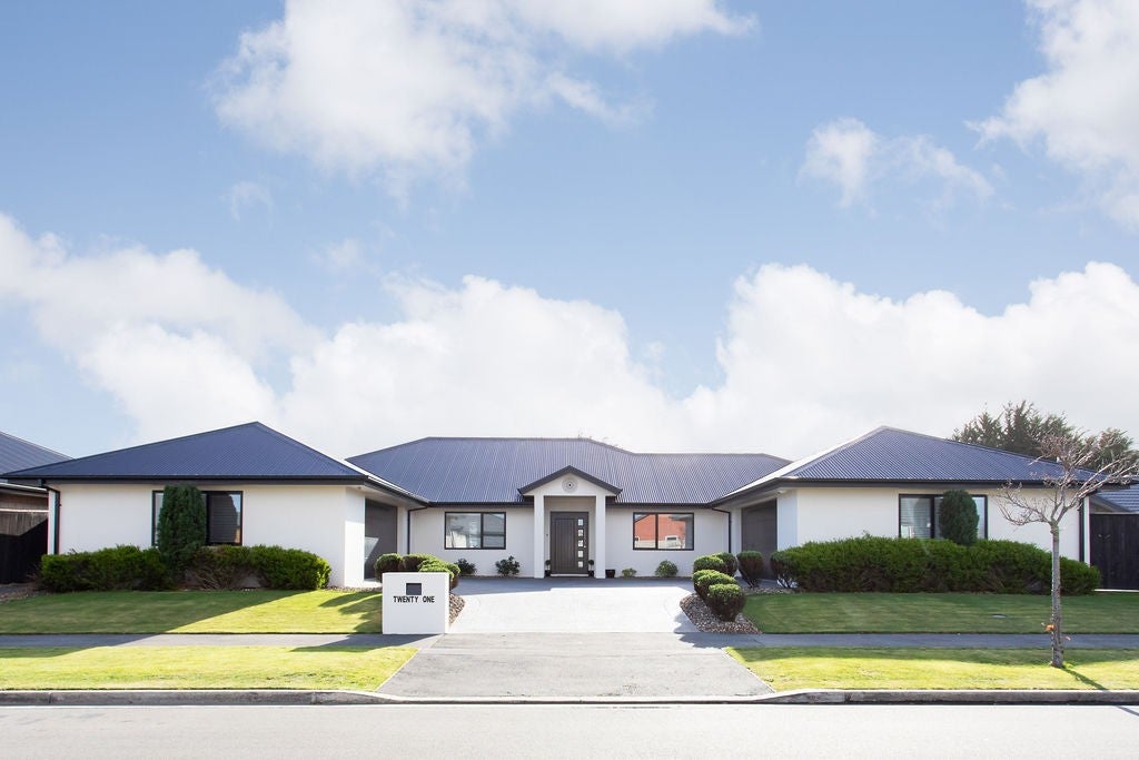 21 COLE PORTER AVENUE, Mairehau, Christchurch - Carousel 1