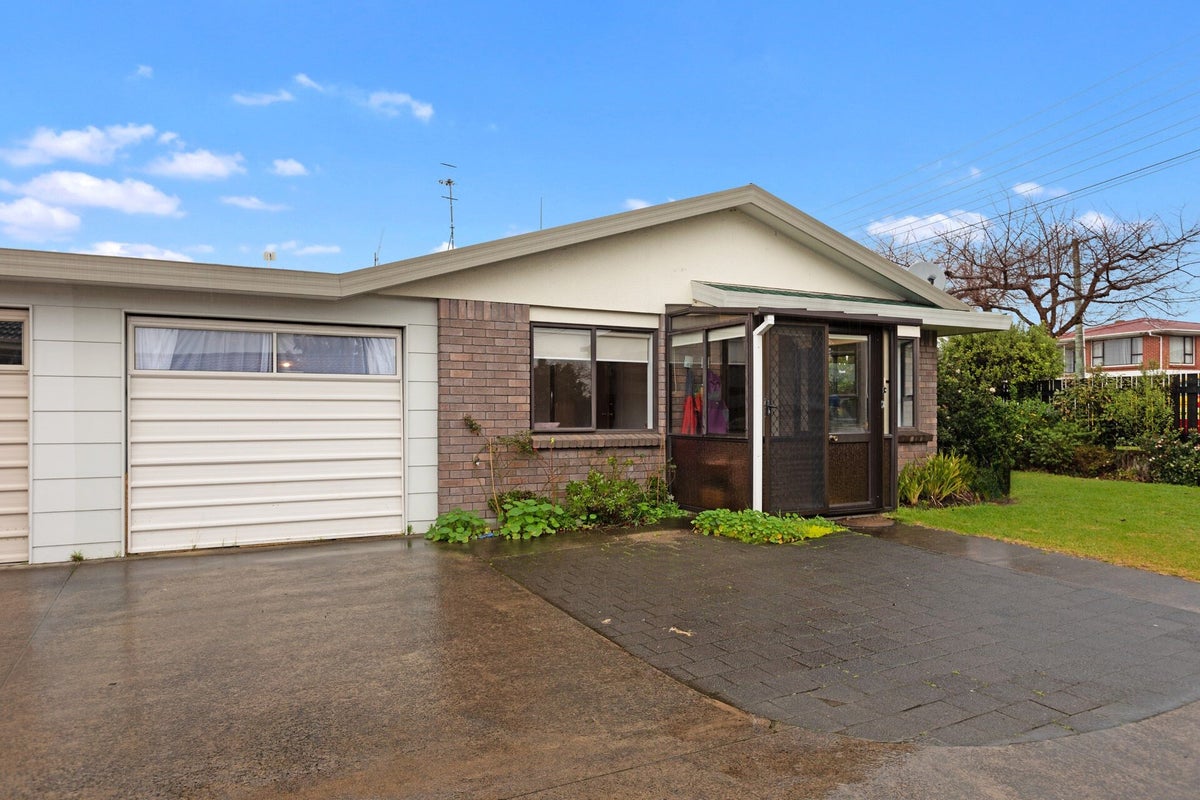 81A Chadwick Road, Greerton, Tauranga - Carousel 12