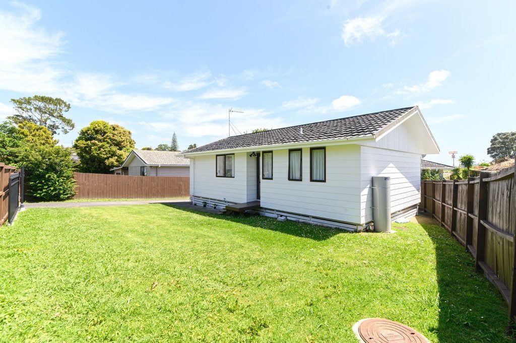 1/39 Albrecht Avenue, Hillsborough, Auckland - Carousel 2