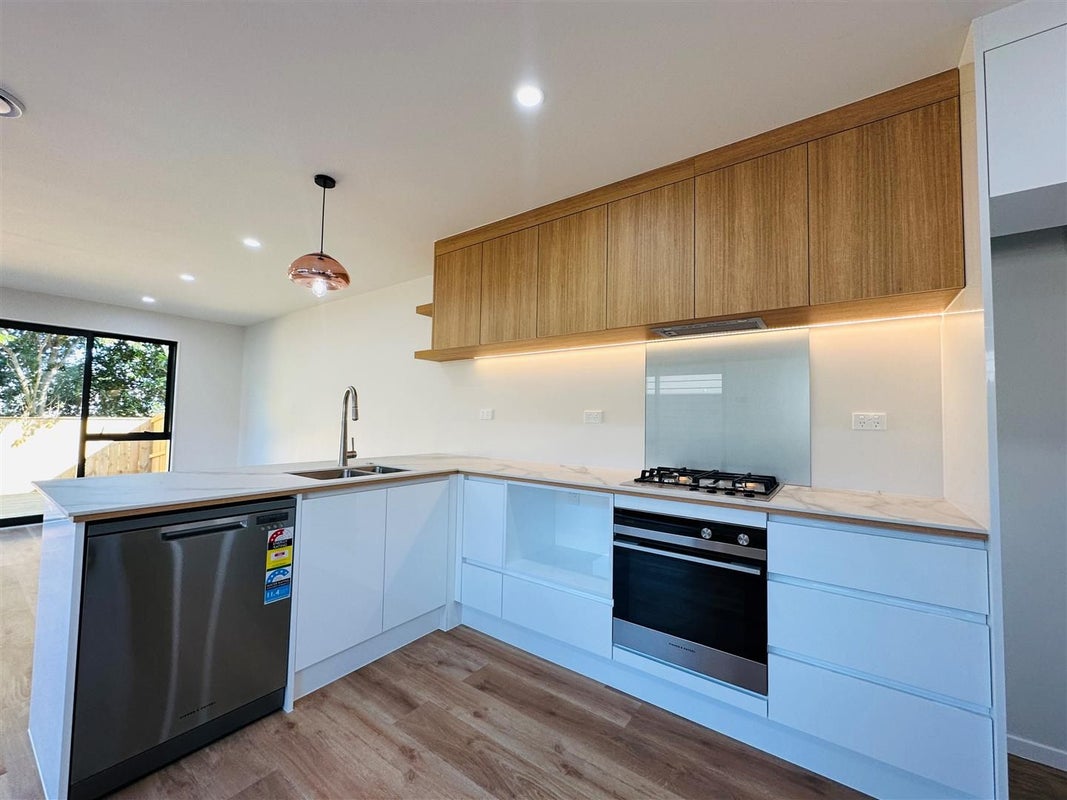17 Combat Street, Papakura, Papakura - Carousel 2