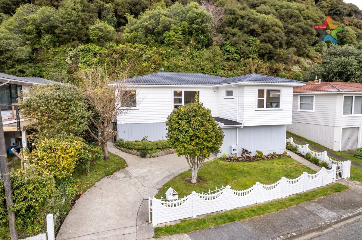 61 Cleary Street, Waterloo, Lower Hutt - Carousel 1