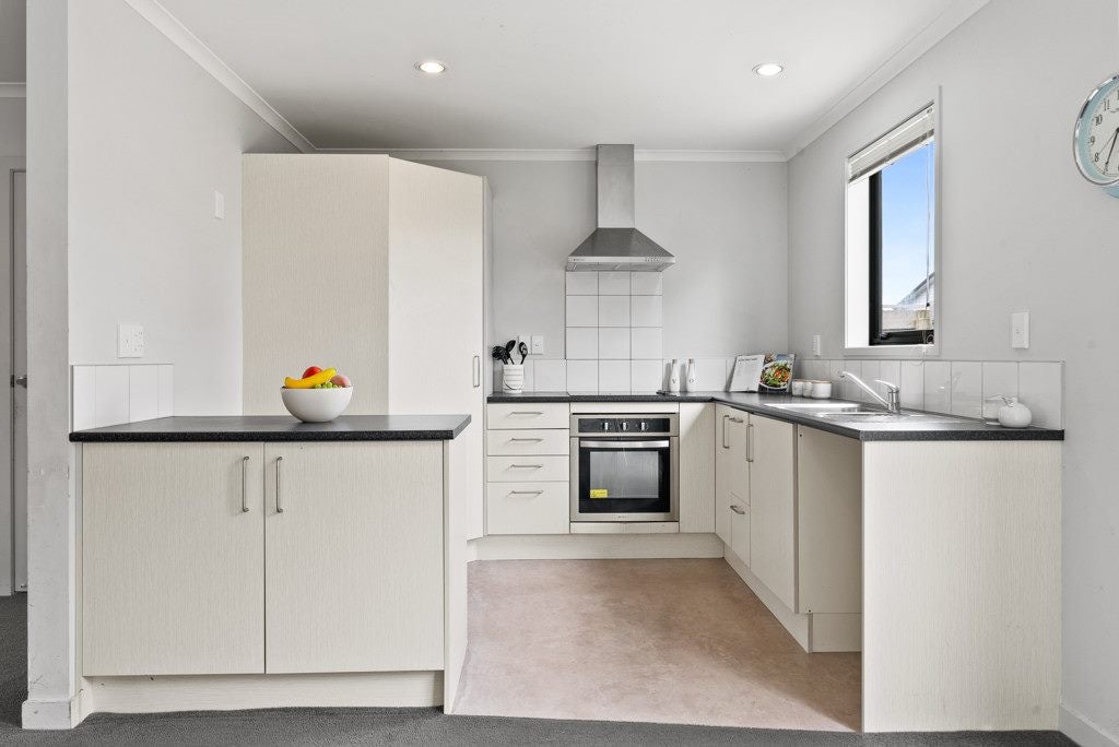 5 Kuparu Street, Weymouth, Auckland - Carousel 2