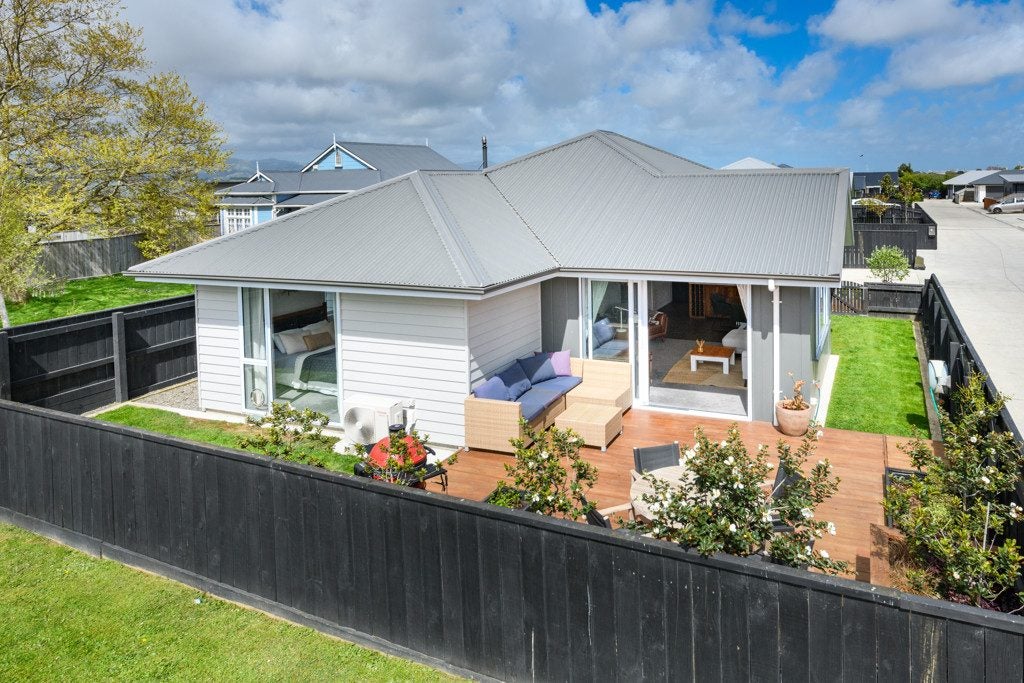 1 Ivy Lane, Kelvin Grove, Palmerston North - Carousel 20