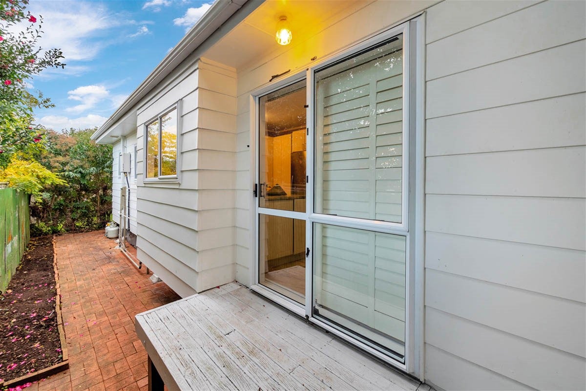 1/72 Neil Avenue, Te Atatu Peninsula, Auckland - Carousel 20