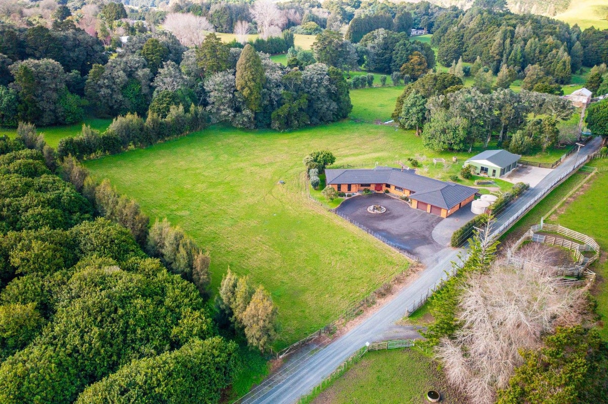220 Ngunguru Road, Whangarei - Carousel 2