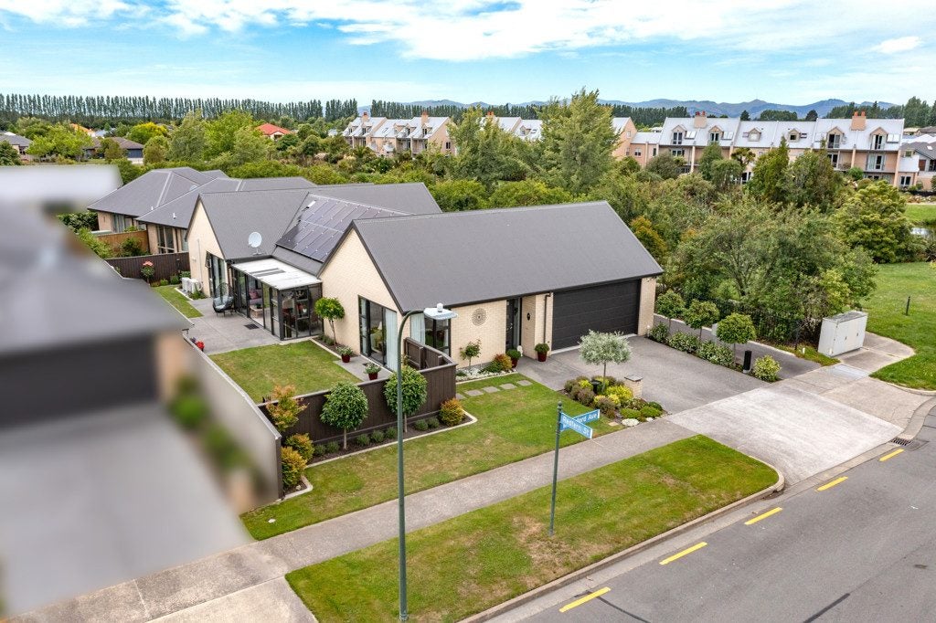 15 Waterford Avenue, Northwood, Christchurch - Carousel 2